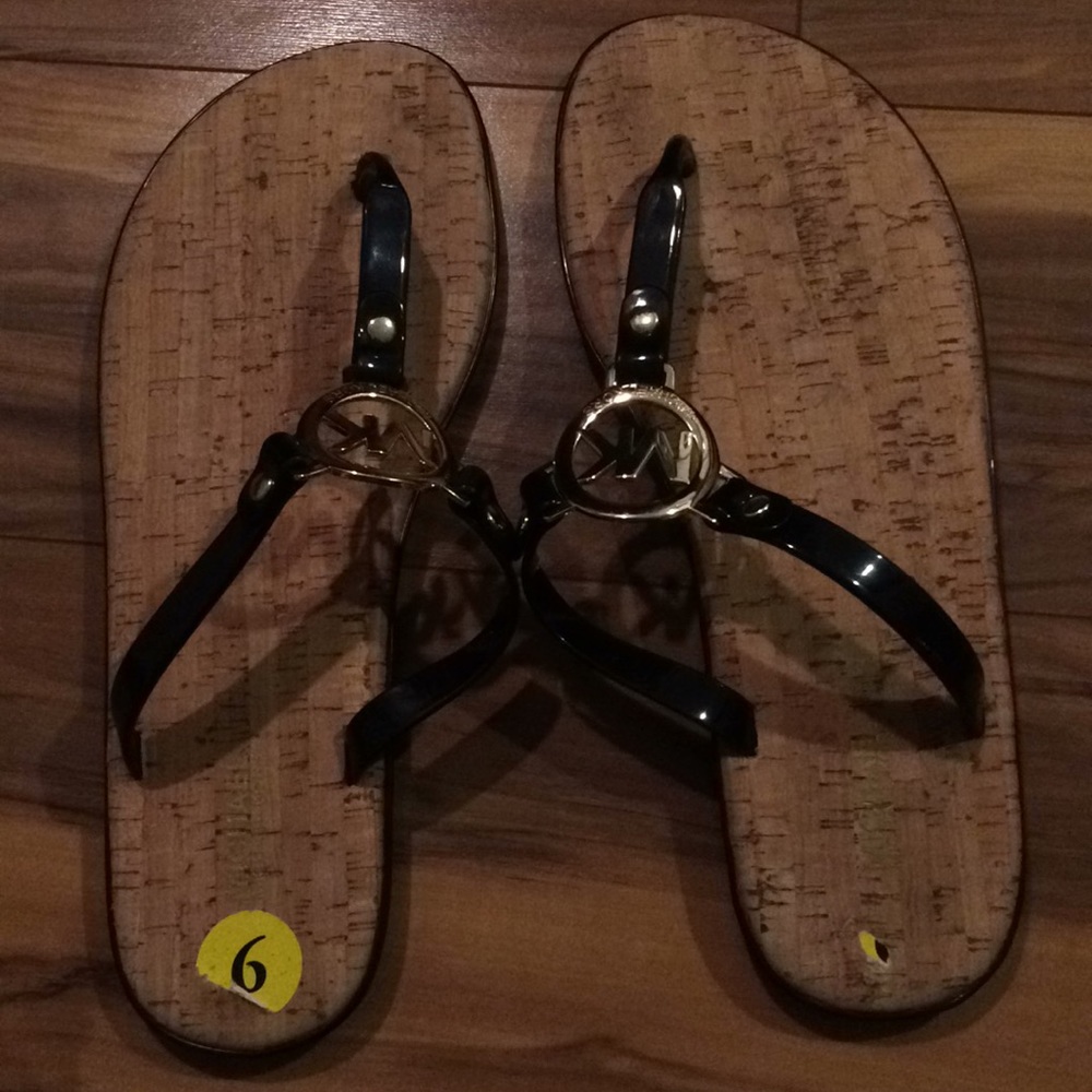 KORS Micheal KORS flip flops size 9